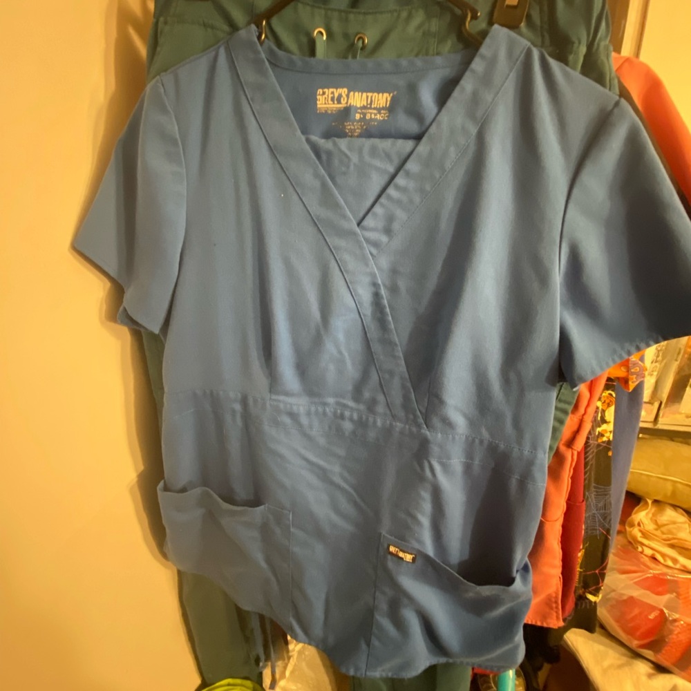 Grey’s Anatomy scrub set